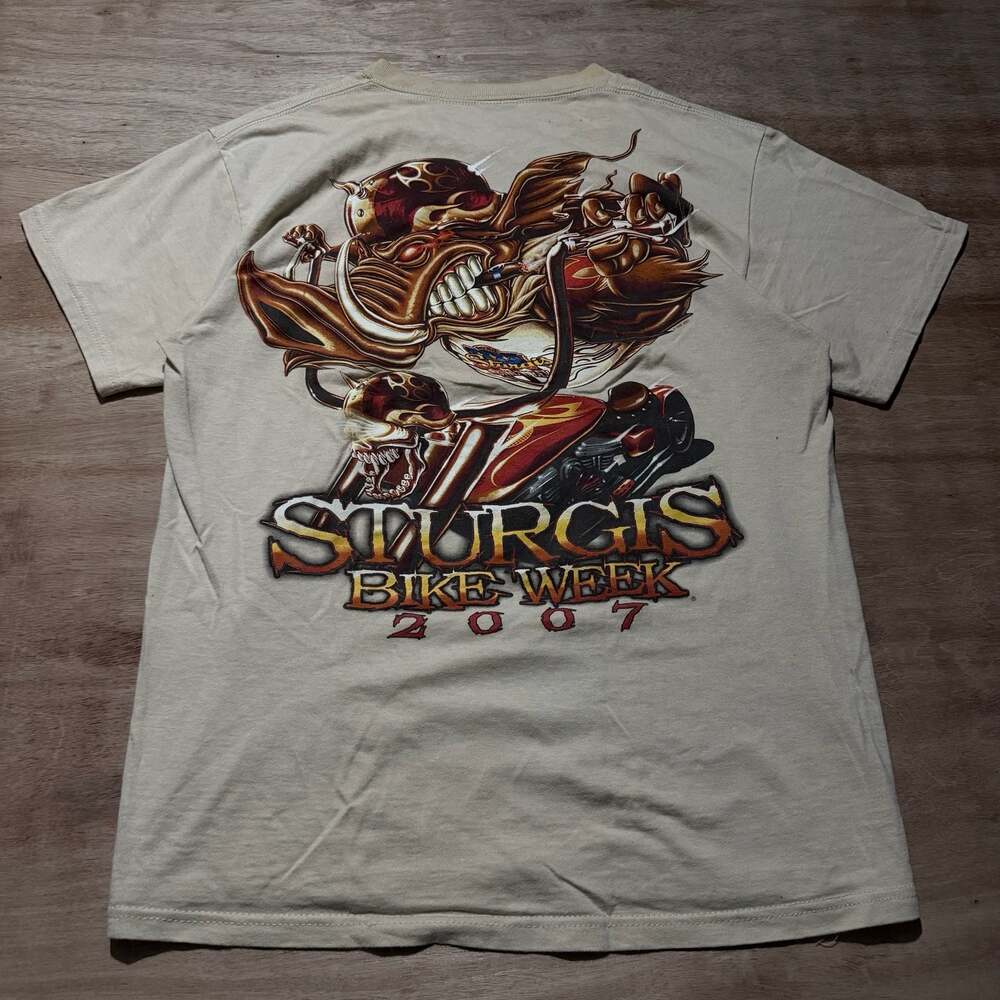 Vintage 2007 Sturgis Bike Week Hog Chopper Graphic T-Shirt Beige